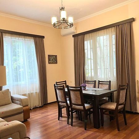 Apartment Amaghleba Tbilisi Esterno foto